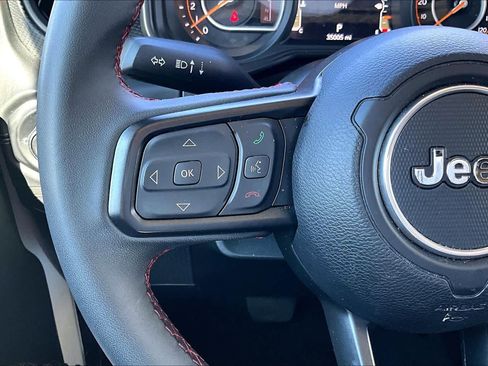 Used 2024 Jeep Wrangler Unlimited Rubicon image 21