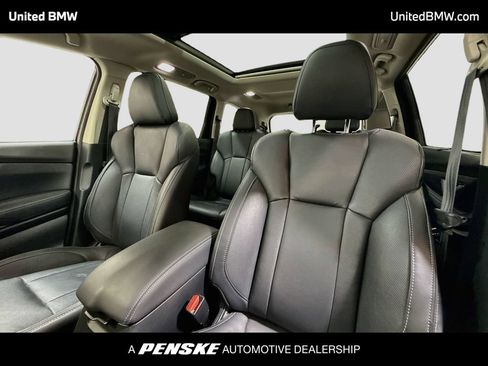 Used 2023 Subaru Ascent Limited w/ Technology Package AWD/4WD image 12