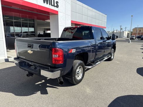 Used 2008 Chevrolet Silverado 2500 LTZ w/ Suspension Package, Off-Road image 4