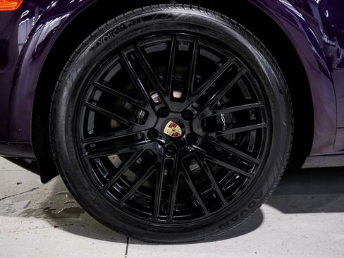 Used 2024 Porsche Cayenne S image 56