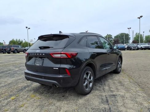Used 2023 Ford Escape ST-Line w/ Tech Pack #1 AWD/4WD image 5