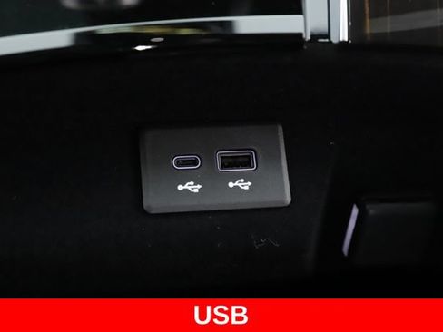 Used 2026 Cadillac Escalade Luxury w/ Touring Package AWD/4WD image 27