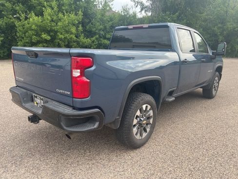 Used 2025 Chevrolet Silverado 2500 Custom w/ Custom Value Package AWD/4WD image 7