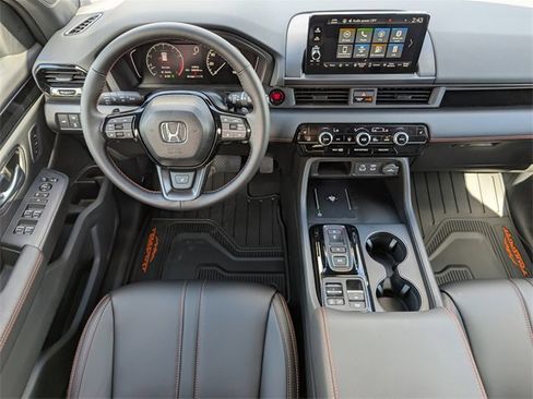 New 2025 Honda Pilot TrailSport image 6
