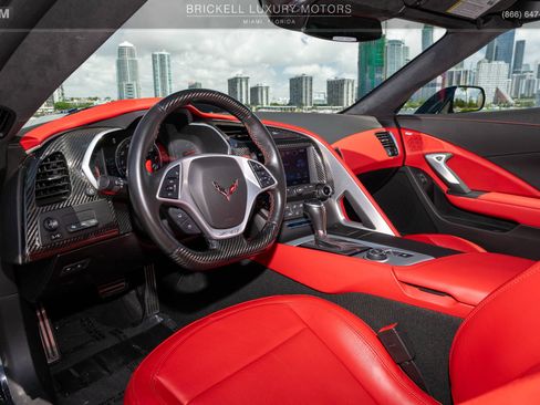 Used 2019 Chevrolet Corvette ZR1 RWD image 8