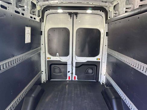 Used 2017 Ford Transit 250 148 High Roof RWD image 16