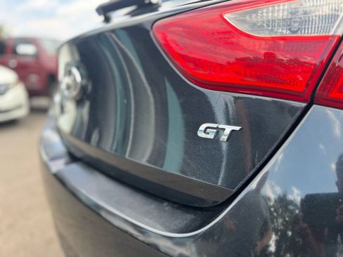 Used 2017 Hyundai Elantra GT FWD image 24
