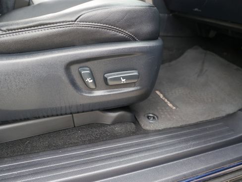 Used 2022 Toyota 4Runner SR5 Premium w/ Moonroof Package image 48