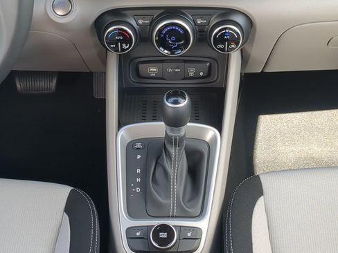 New 2026 Hyundai Venue SEL FWD image 14