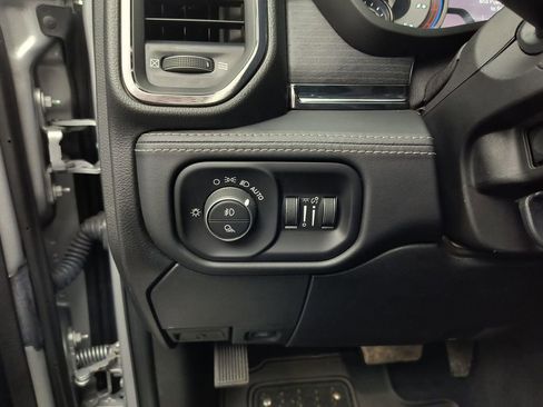 Used 2022 RAM 3500 Limited AWD/4WD image 16