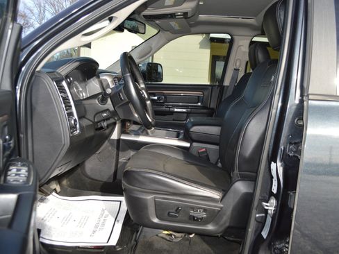 Used 2017 RAM 3500 Laramie image 12