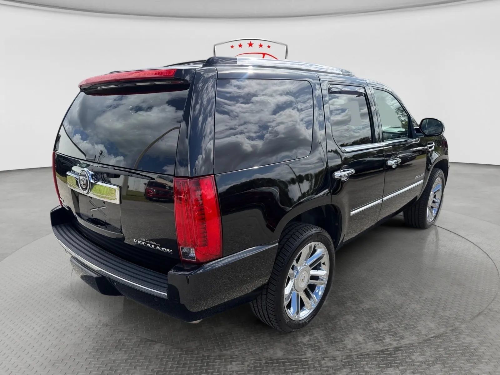 Used 2011 Cadillac Escalade Platinum AWD/4WD image 5