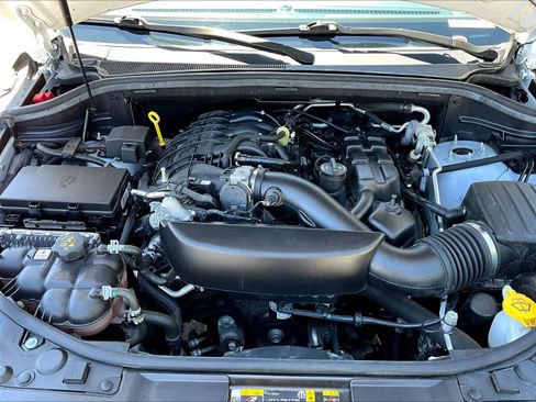 Used 2024 Dodge Durango GT AWD/4WD image 31