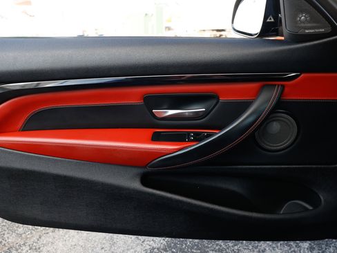 Used 2020 BMW M4 Coupe image 52