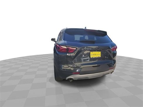 Used 2020 Chevrolet Blazer LT image 7