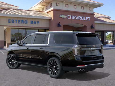 New 2026 Chevrolet Suburban High Country AWD/4WD image 3