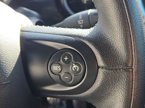 Used 2014 MINI Cooper Roadster S image 21