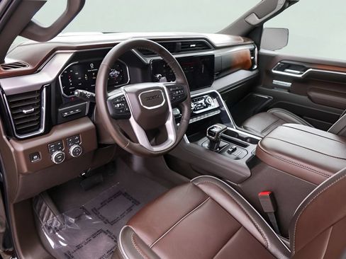 Used 2026 GMC Sierra 1500 Denali w/ Denali Reserve Package AWD/4WD image 14