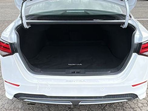 Used 2022 Nissan Sentra SR image 23