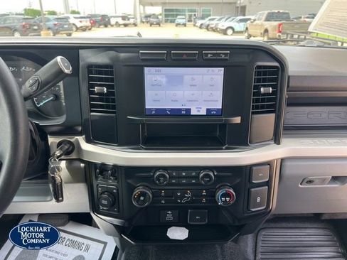 Used 2024 Ford F250 XL w/ FX4 Off-Road Package AWD/4WD image 39