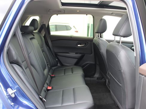 Certified 2023 Nissan Rogue SL w/ SL Premium Package AWD/4WD image 14