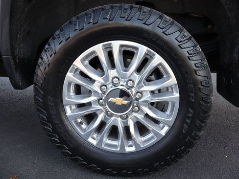 Used 2022 Chevrolet Silverado 3500 High Country w/ Safety Package II AWD/4WD image 42