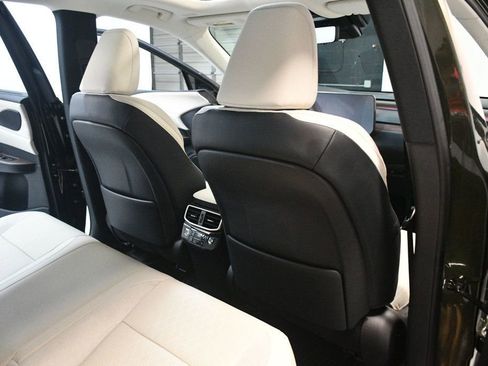 Used 2023 Lexus RX 350 w/ Cold Area Package image 40