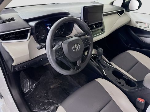Used 2024 Toyota Corolla LE image 22