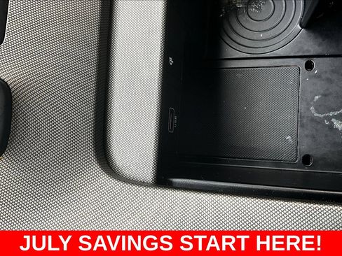 Used 2021 Hyundai Palisade Limited FWD image 19
