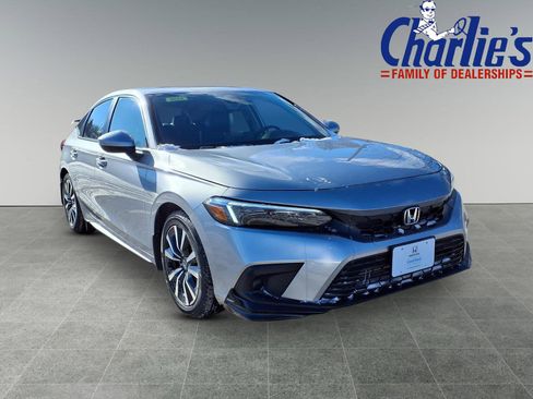 Used 2024 Honda Civic EX-L image 3