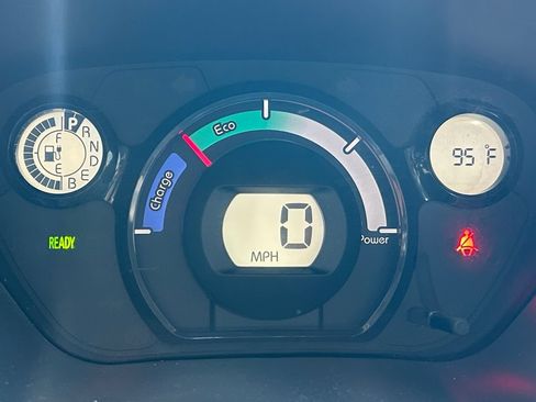 Used 2012 Mitsubishi i ES RWD image 17