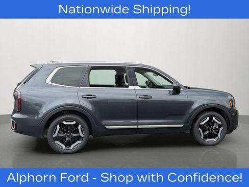 Used 2024 Kia Telluride EX w/ EX Captain's Chair Package AWD/4WD image 7