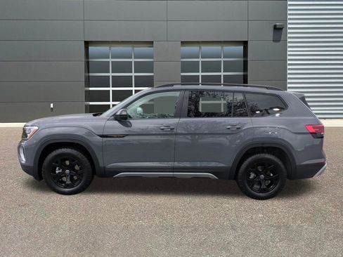 New 2026 Volkswagen Atlas Peak Edition AWD/4WD image 4