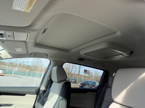 Used 2026 Honda Odyssey Elite image 21