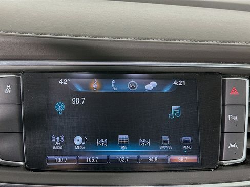 Used 2018 Buick Enclave Premium image 21