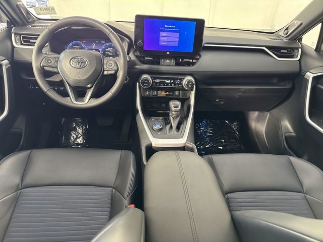 Used 2025 Toyota RAV4 XSE w/ Advanced Technology Package AWD/4WD image 24