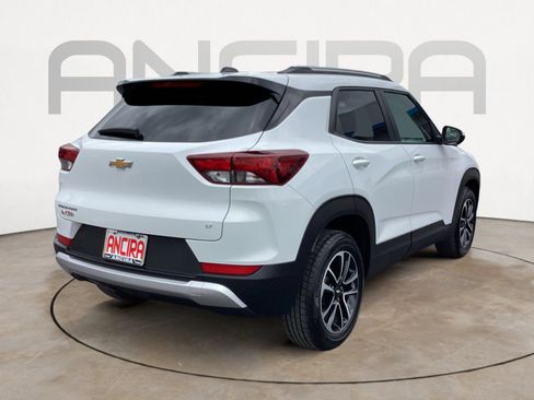 Used 2025 Chevrolet TrailBlazer LT image 12