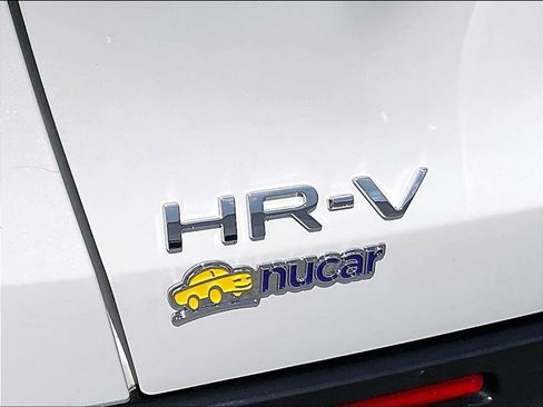 Used 2023 Honda HR-V LX image 28