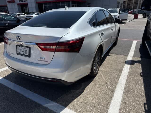 Used 2017 Toyota Avalon Limited FWD image 5