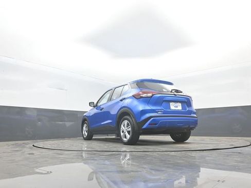 Used 2023 Nissan Kicks S FWD image 36