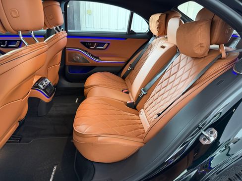 New 2026 Mercedes-Benz S 580 4MATIC Sedan image 14