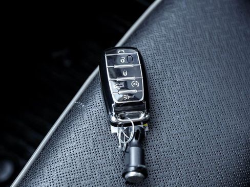 Used 2022 RAM 1500 Laramie image 53