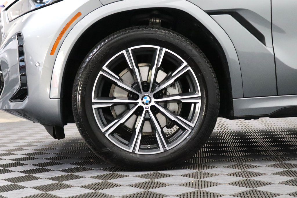 Used 2026 BMW X6 xDrive40i w/ Executive Package AWD/4WD image 5