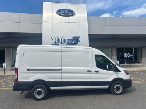 New 2026 Ford Transit 250 148 Medium Roof RWD image 2