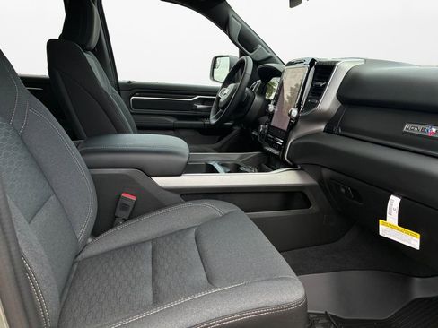 New 2026 RAM 1500 2WD Crew Cab image 24