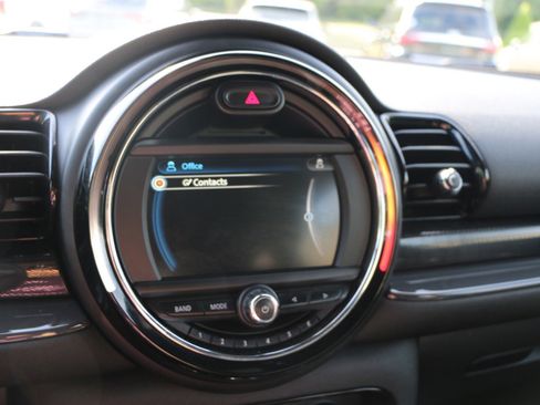 Used 2017 MINI Cooper Clubman FWD image 18