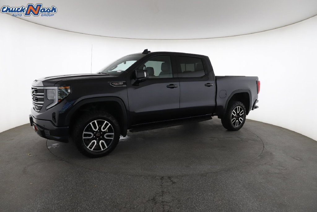 Used 2024 GMC Sierra 1500 AT4 w/ Technology Package AWD/4WD image 6