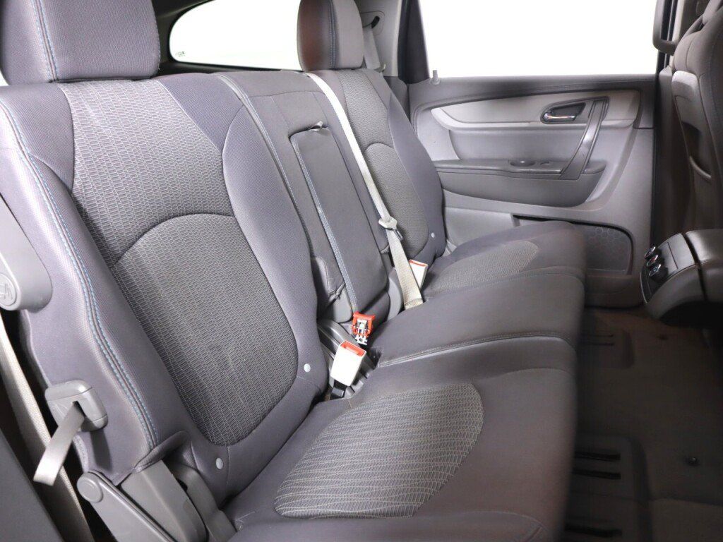 Used 2015 Chevrolet Traverse LS FWD image 35