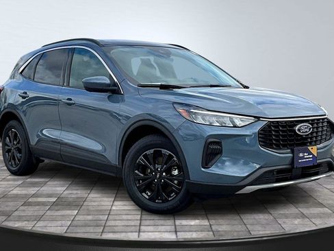 Certified 2023 Ford Escape Active w/ Tech Pack #2 image 1