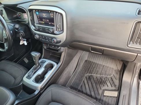 Used 2020 Chevrolet Colorado LT image 25